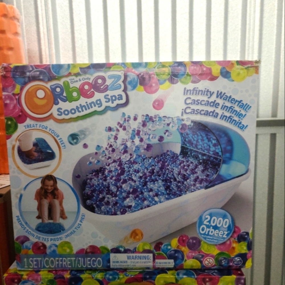Orbeez Soothing Spa Foot Bath Pedicure Kit Infinity Waterfall